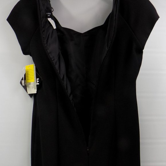 Virgo Petite Black Short Sleeve 1/2 Zip Back Full-Length Dress Size 8P NWT - Picture 7 of 10